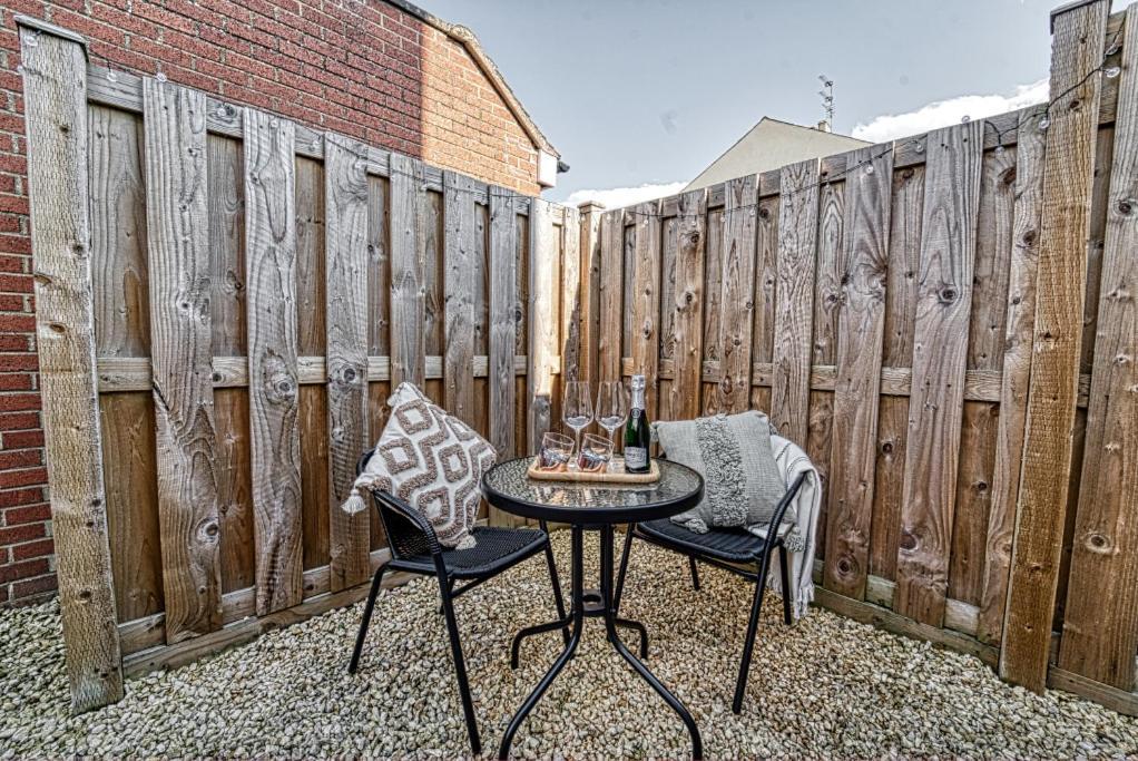 Guest Homes - Watledge House Apartment Tewkesbury Buitenkant foto